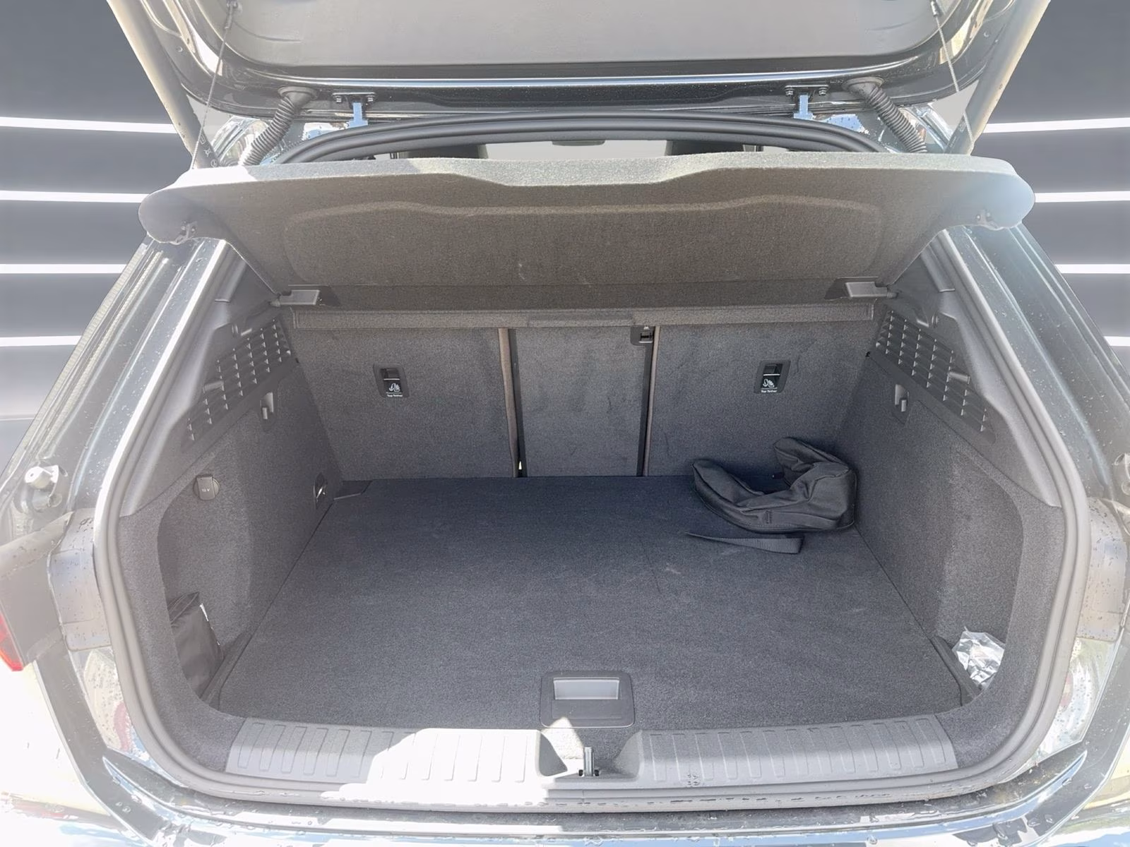 Audi A3 allstreet TFSI e LED AHK SONOS 360° ACC NAVI+