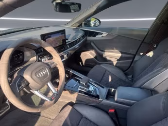 Audi RS4 Avant competition+ MATRIX AHK PANO B&amp;O 20"