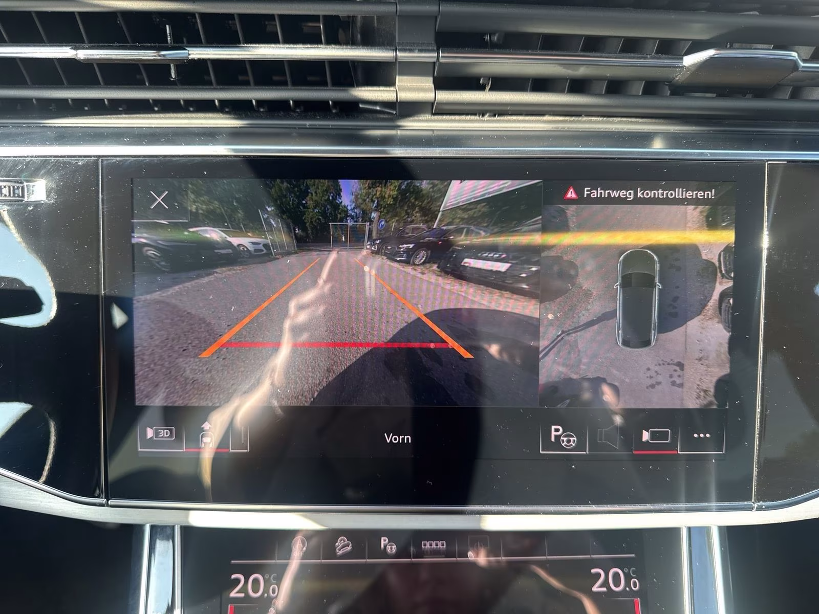 Audi Q8 55 TFSI qu S line sport MATRIX AHK PANO 22"