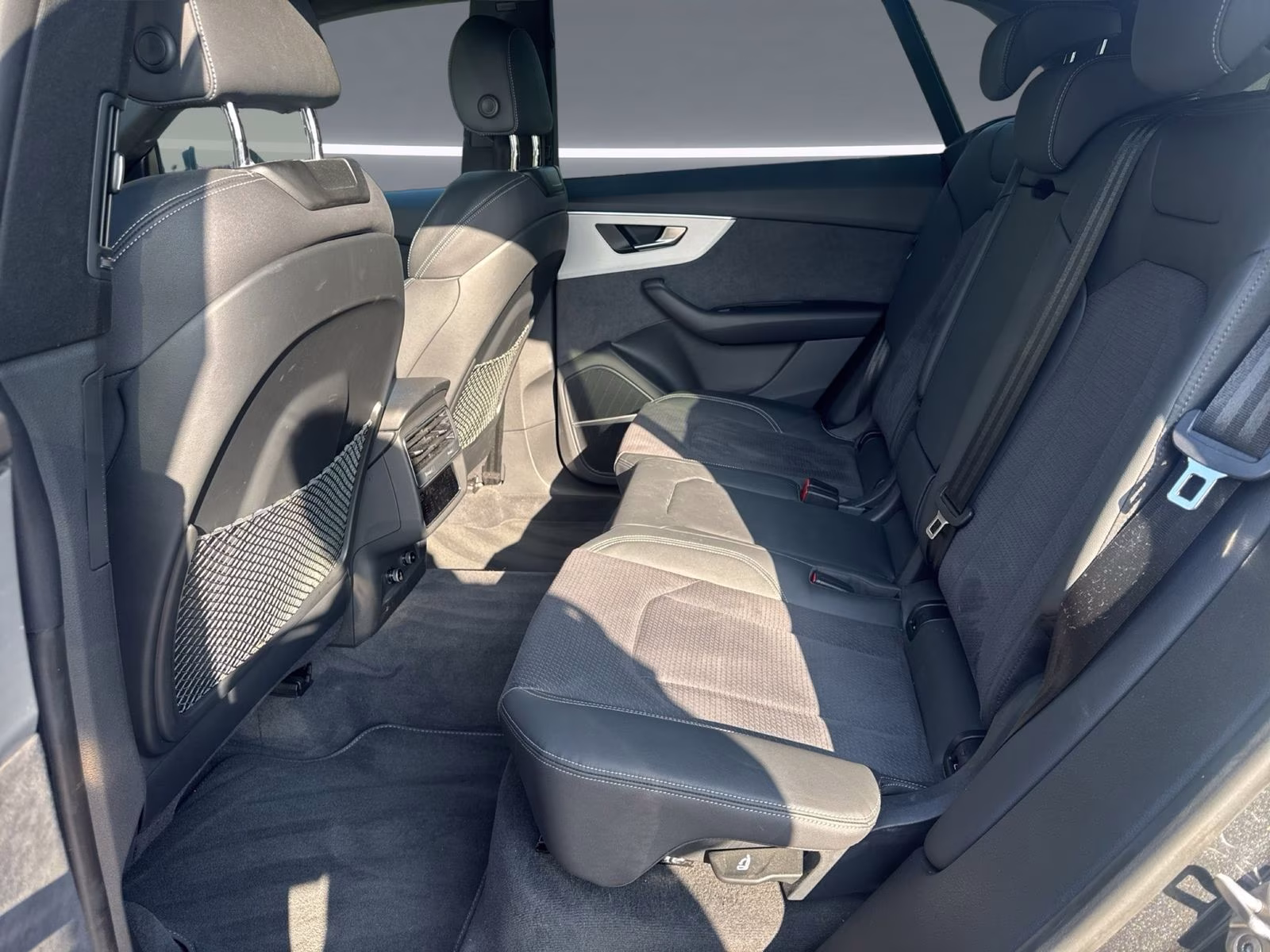 Audi Q8 55 TFSI qu S line sport MATRIX AHK PANO 22"