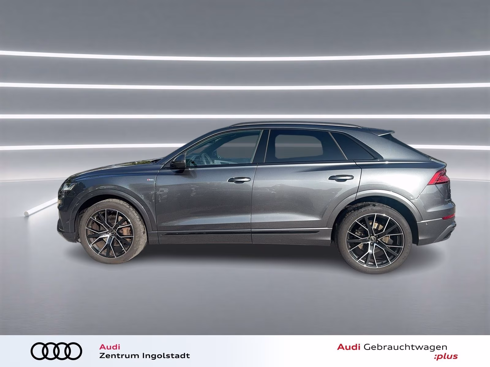 Audi Q8 55 TFSI qu S line sport MATRIX AHK PANO 22"