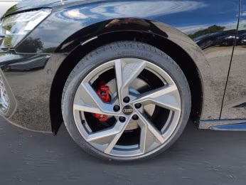 Audi A3 Sportback 35 TDI S line MATRIX Pano STHZG 19"