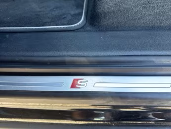 Audi Q7 TFSI e qu S line MATRIX AHK PAN 360° LUFT HuD