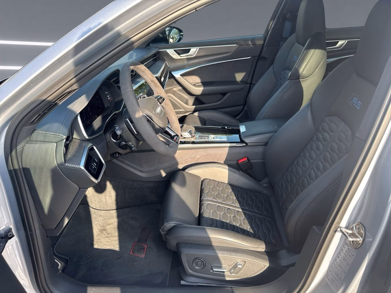 Audi RS6 Avant performance qu LASER AHK PANO B&amp;O 360°