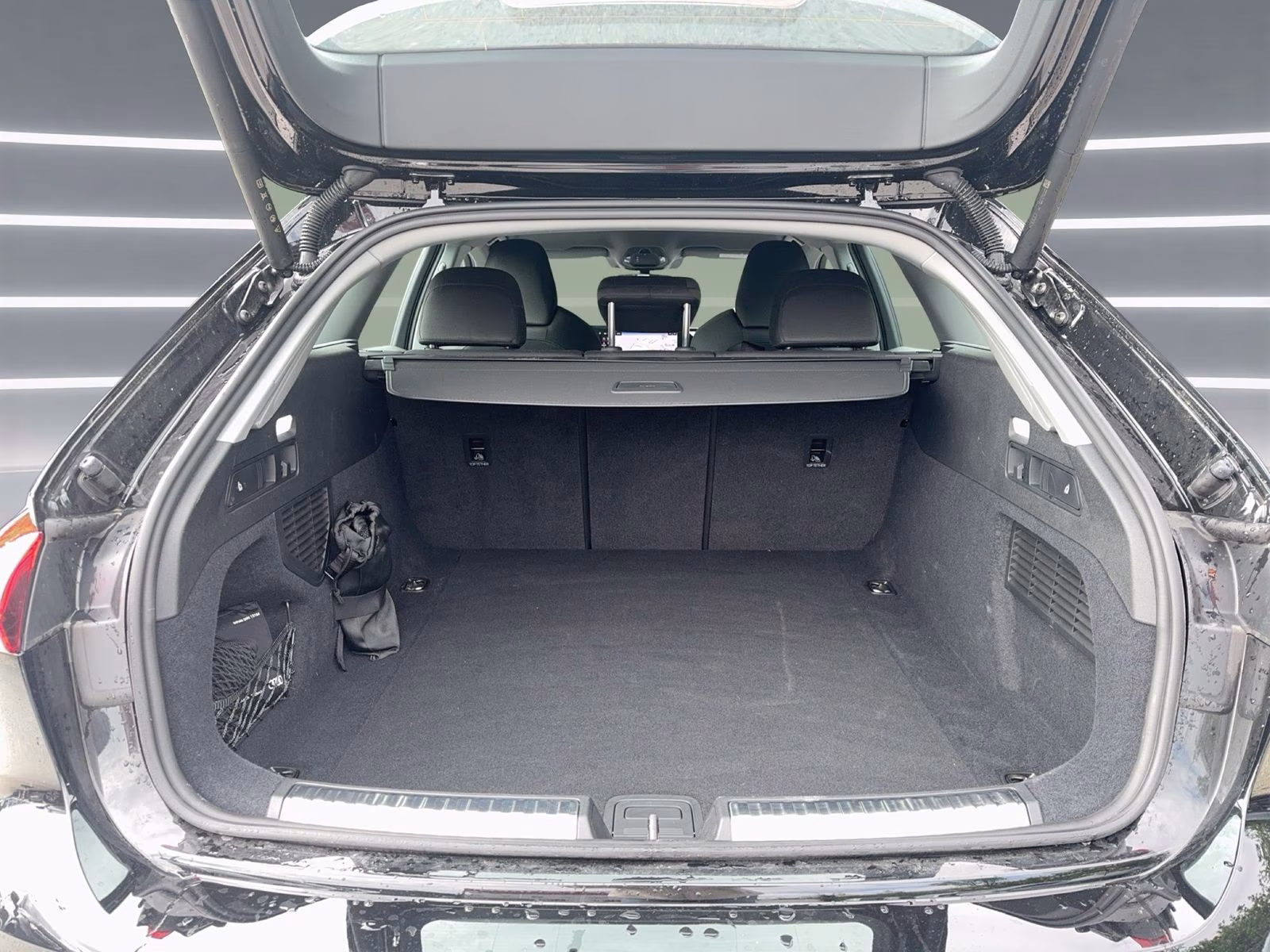 Avant TFSI KAMERA PDC+ ACC NAVI SHZ Virtual+