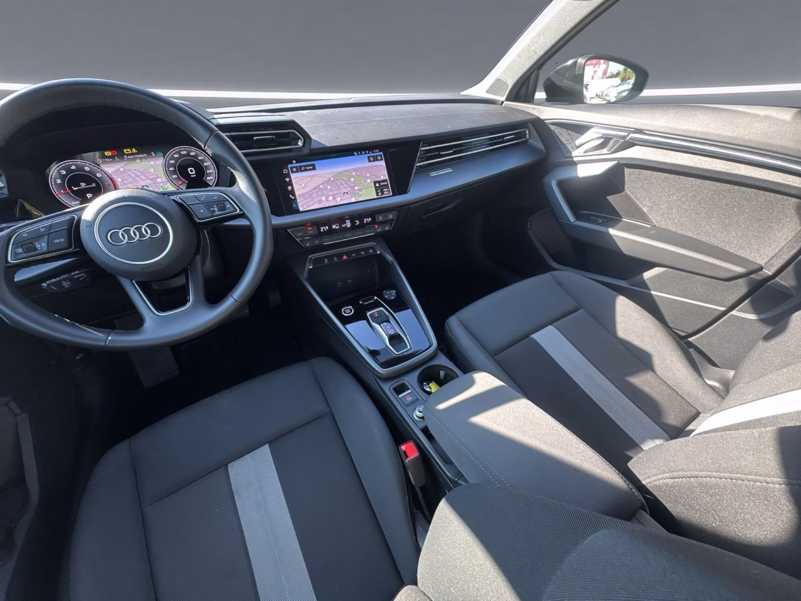 Audi A3 Sportback 30 TFSI LED PDC+ SHZ NAVI+ Virtual+