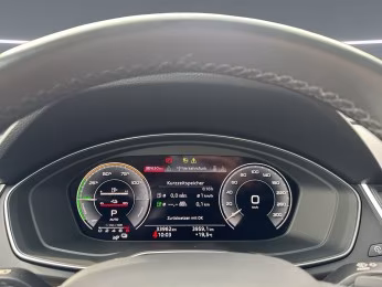 Audi Q5 55 TFSI e qu S line PANO MATRIX B&amp;O 360° 20"