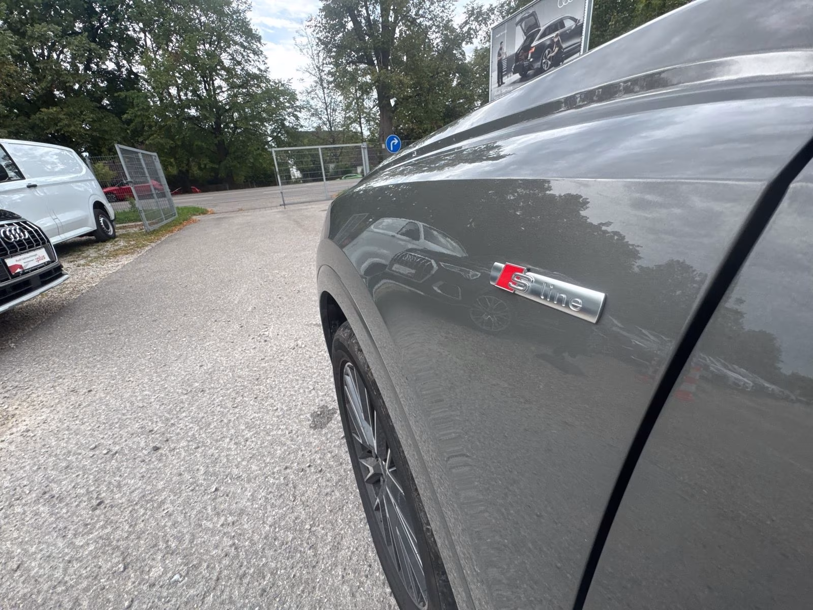 Audi Q3 35 TDI S line AHK LED Kam ACC PDC+ Navi+ 19"