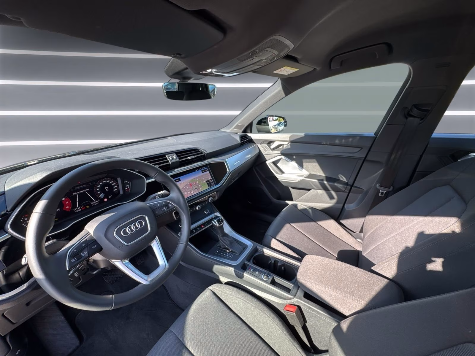 Audi Q3 40 TFSI qu S line Kam Memory Navi+ PDC+ 18"