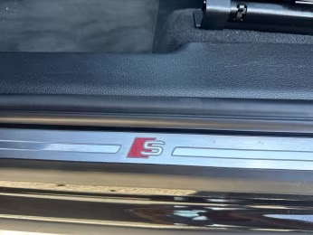 Audi Q3 40 TFSI qu S line Kam Memory Navi+ PDC+ 18"