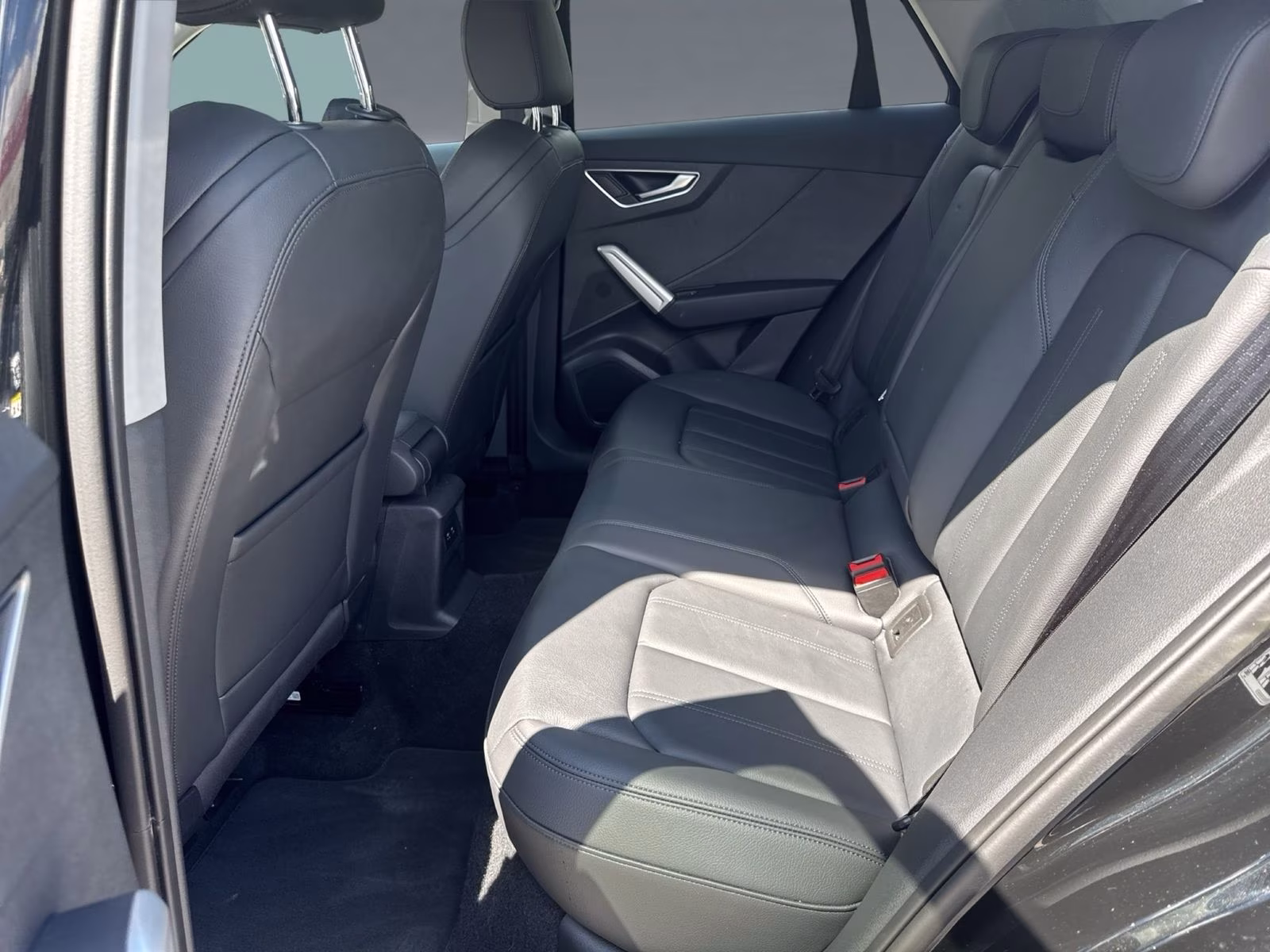 Audi Q2 40 TFSI qu advanced LED KAMERA ACC PDC+ NAVI+
