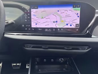 Audi A6 Avant TFSI S line edition one Tech pro MATRIX