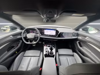 Audi A6 Avant TFSI S line edition one Tech pro MATRIX