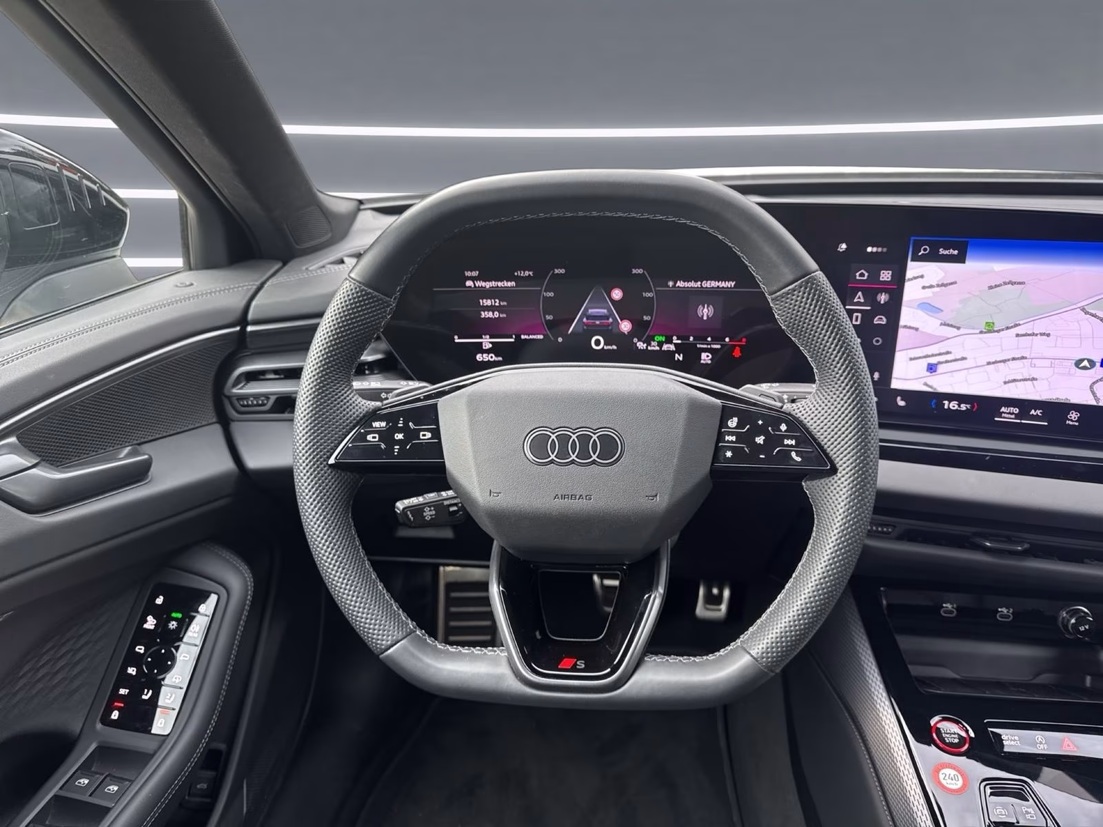Audi A6 Avant TFSI S line edition one Tech pro MATRIX