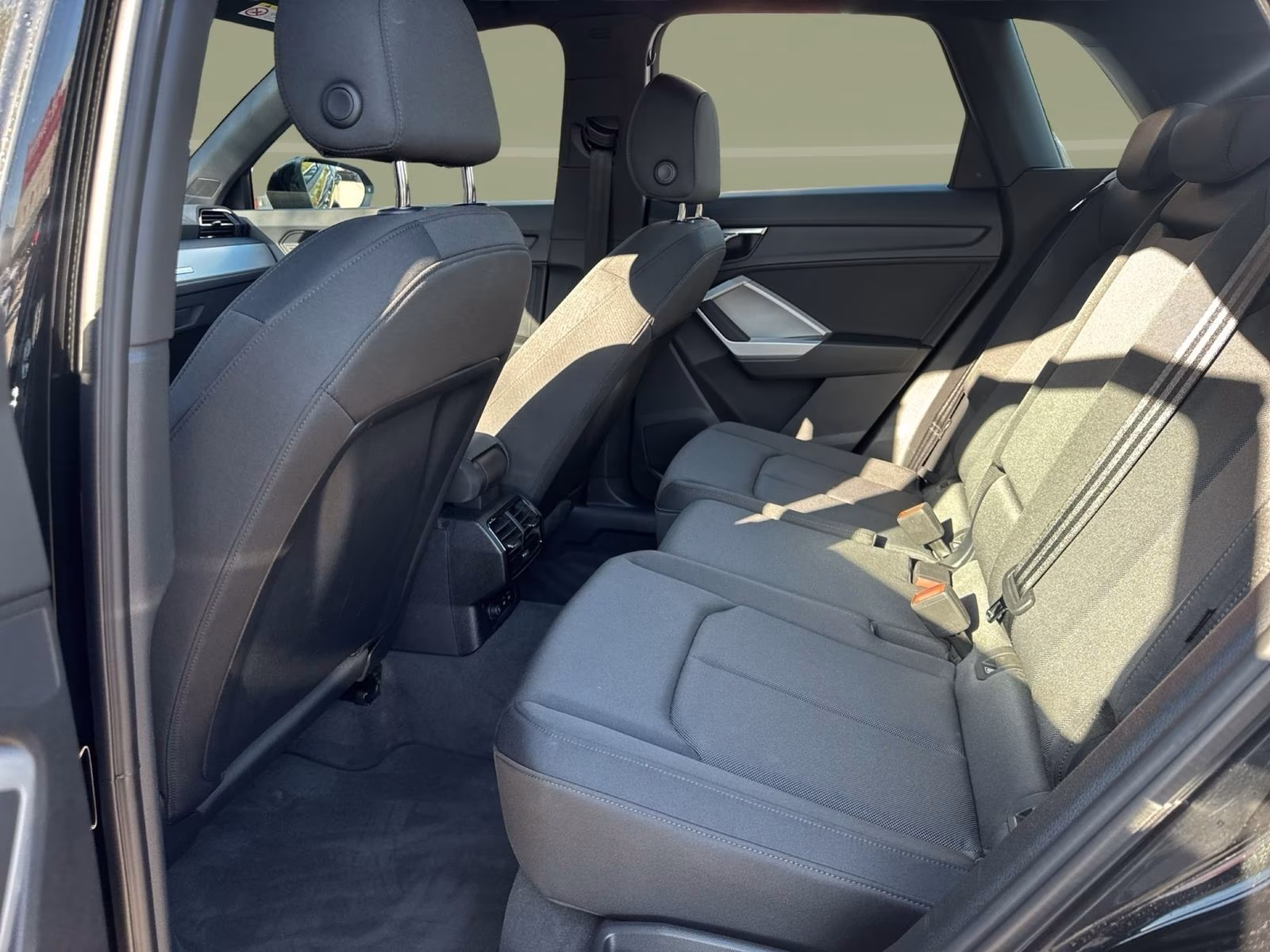 Audi Q3 40 TFSI qu S line KAMERA NAVI+ ACC PDC+ SHZ