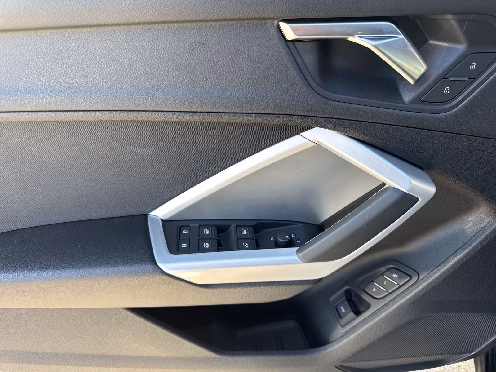 Audi Q3 40 TFSI qu S line KAMERA NAVI+ ACC PDC+ SHZ