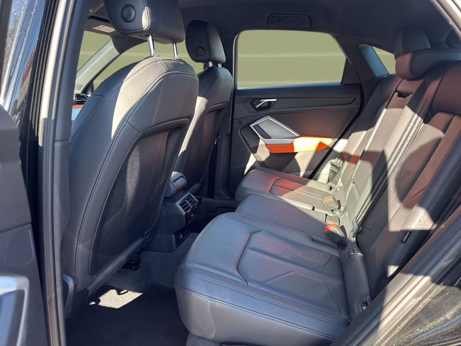 Audi Q3 Sportback 40 TFSI qu S line Kam PDC Navi+ 18"