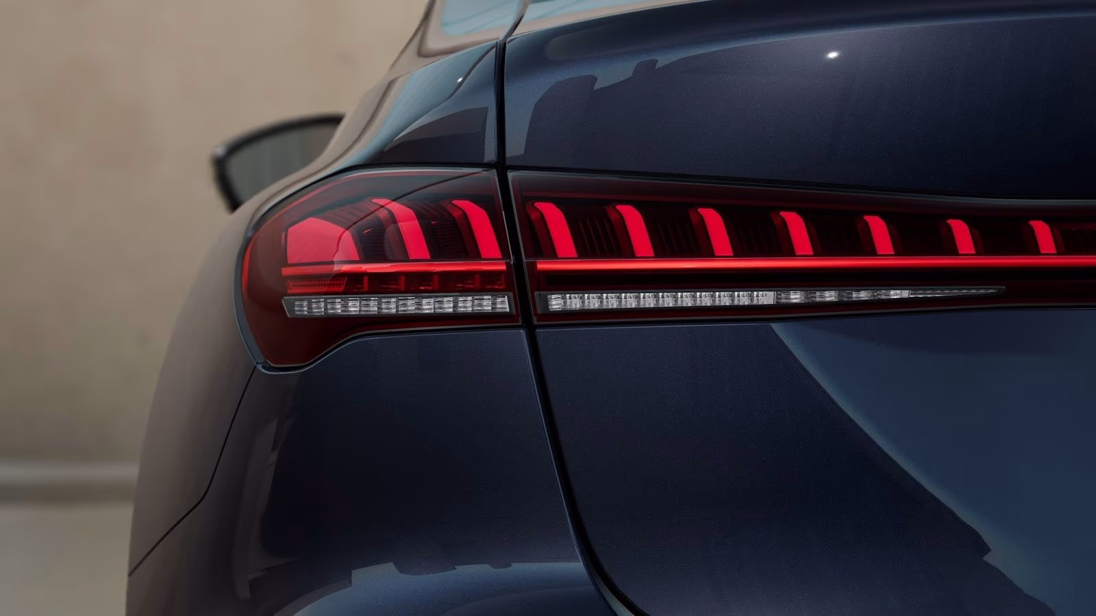 Audi A5 Limousine TFSI S line edition one Tech+ AHK