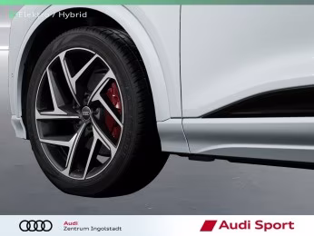 Audi Q6 e-tron qu S line business PANO UPE 99.125,-