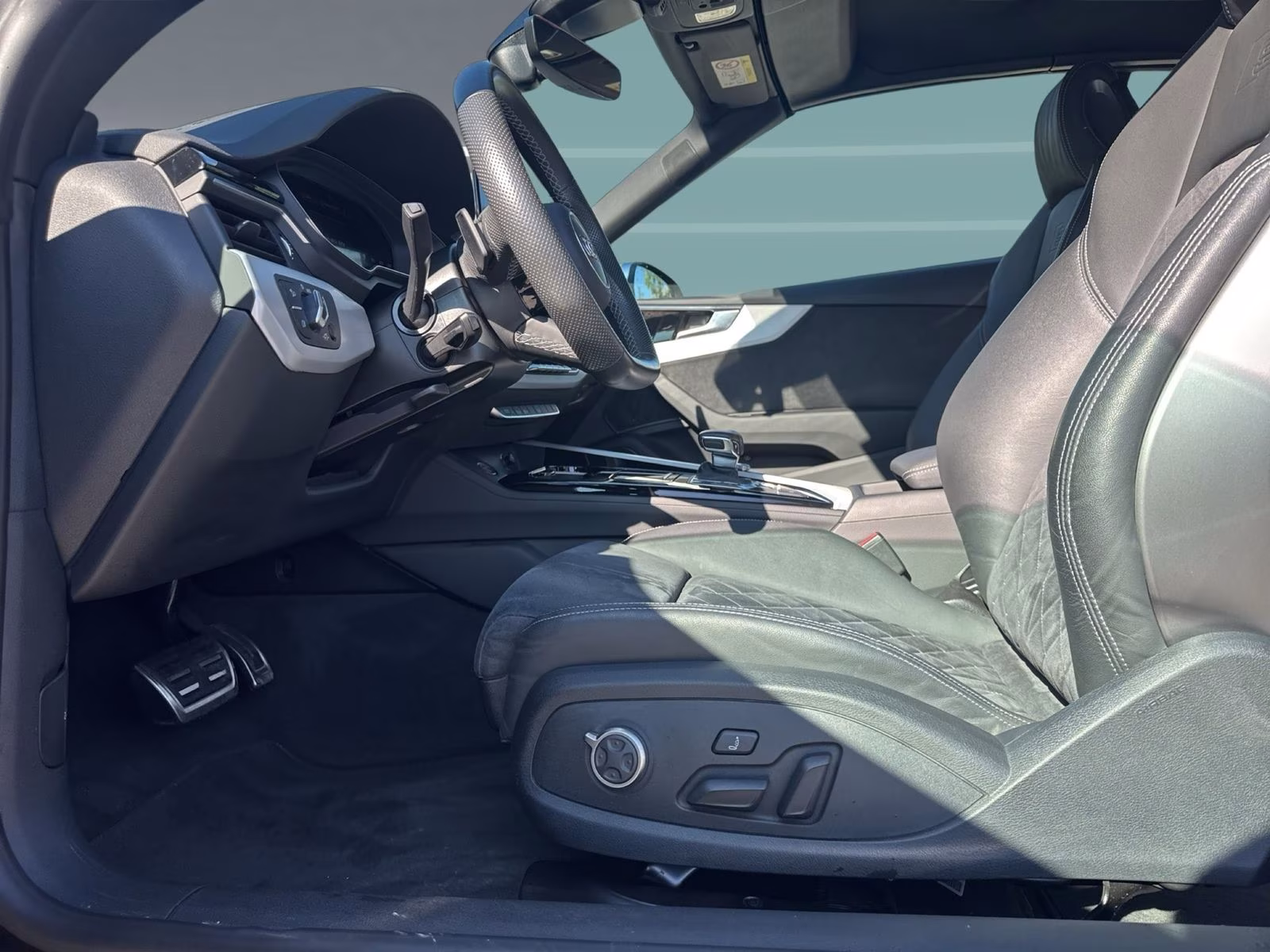 Audi S5 Cabrio TFSI S-Sitze+ B&amp;O Navi+ PDC+ Kam 20"