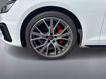 Audi A4 Avant 40 TDI qu S line competition edition+