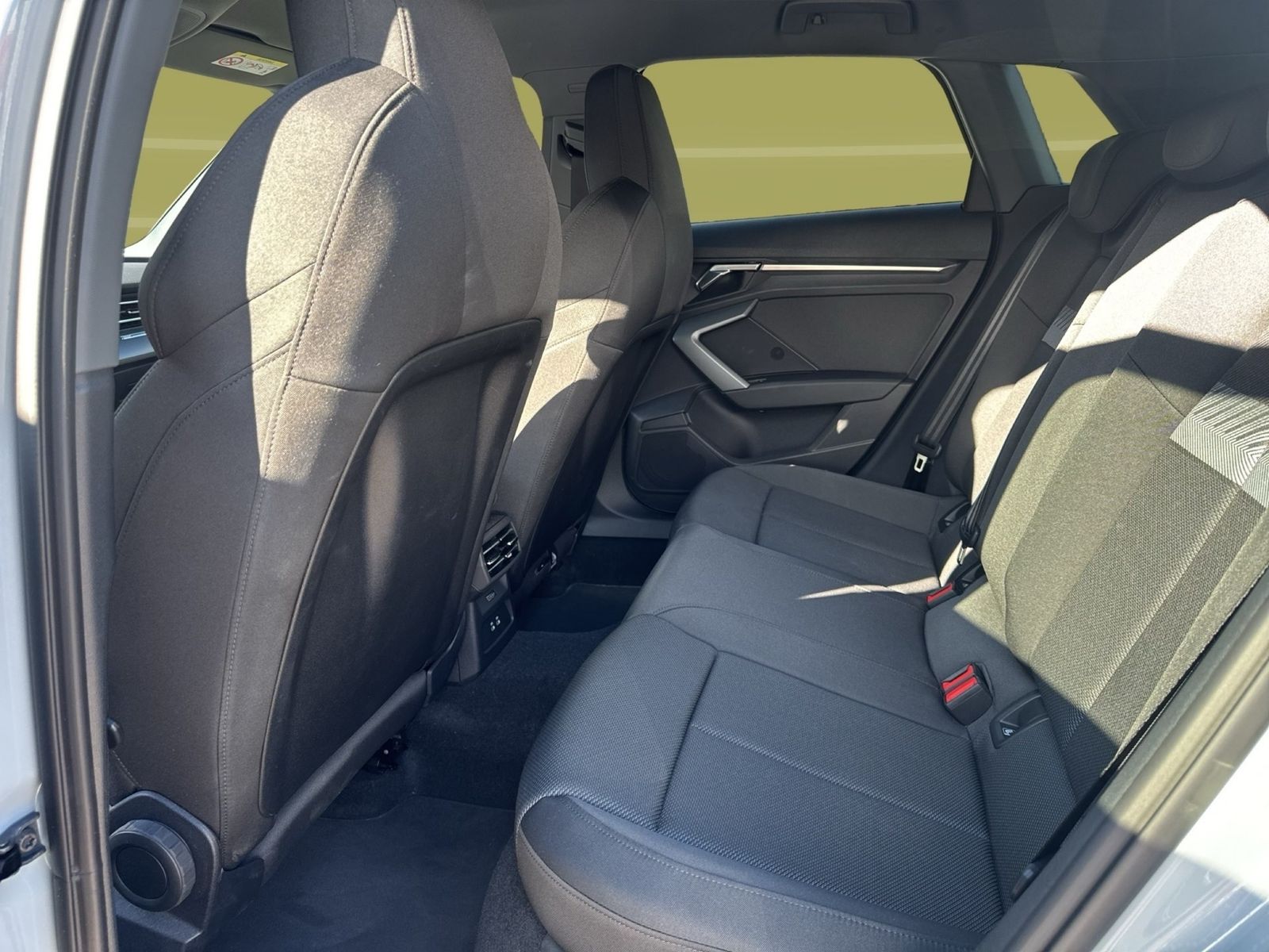 Audi A3 allstreet TDI AHK PDC+ 360° LED NAVI+ SHZ 18"