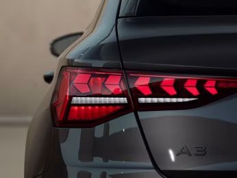 Audi A3 Sportback TFSI e advanced LED KAMERA ACC PDC+