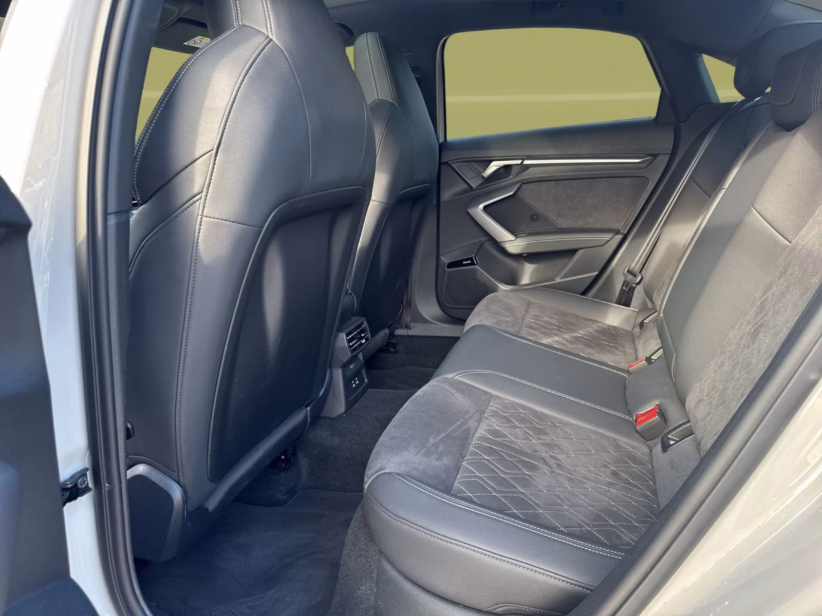 Audi A3 Limousine 35 TFSI S line MATRIX PANO Memory