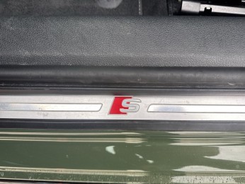 Audi A4 Avant TFSI S line competition edition+ MATRIX