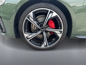Audi A4 Avant TFSI S line competition edition+ MATRIX