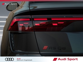 Audi RSQ8 RS Q8 performance RS-AGA LUFT 305km/h