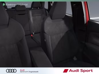 Audi Q3 e-hybrid S line Tech pro AHK