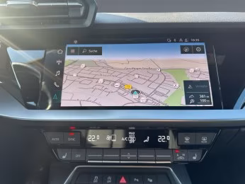 Audi A3 Limousine LED PANO KAM Navi+ PDC+ VIRTUAL SHZ