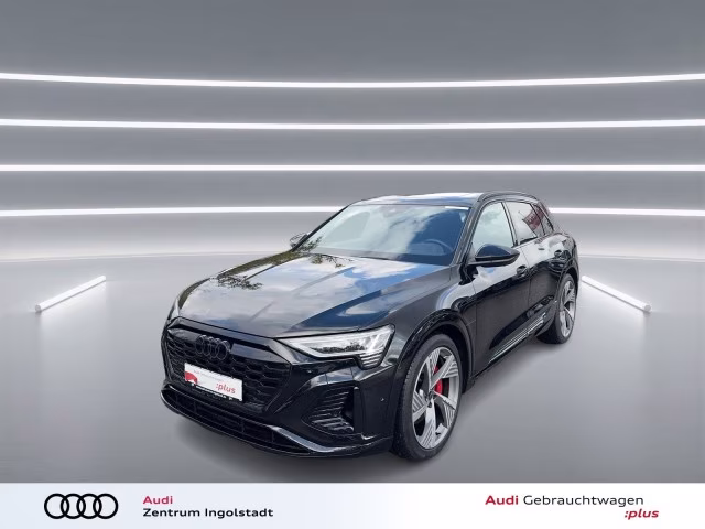 Audi Q8 e-tron 55 qu S line AHK MATRIX Pano Luft 22&amp;quot;